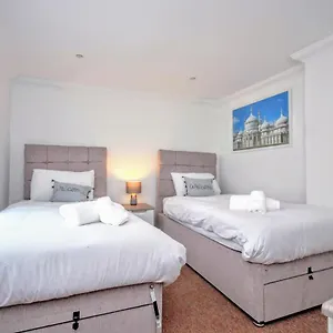 Cosy 2 Bedroom - Flat 3 Queens Square Brighton