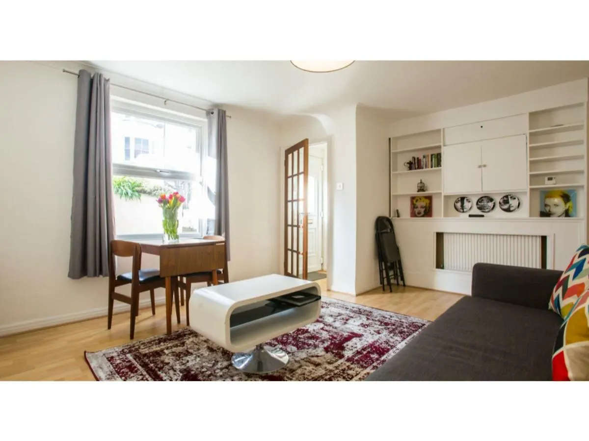 Elegant 1Bdr W/Private Garden In Vibrant Brighton 아파트 0*,  영국